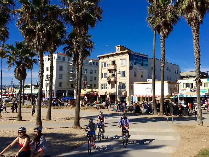 Venice Beach Suites & Hotel Marina del Rey